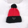 Designer Women Knitted Hat Luxury Ski Pom Pom Hats Autumn Winter Warm Beanie Outdoor Splice Girls Female Beanie Thick Riding Ski Bonnet Caps Girl