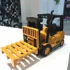 Auto modello Diecast 1 16 RC Bulldozer Excavator Toy RC Engineering Vehicle Dumper Letre e Excavator Plastic RTR Toys for Kids Birthday Giftl231114