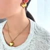 Liebe Anhänger Halskette Pfirsich Herz Ohrringe Edelstahl 18K Gold Herz Halskette Ohrstecker in Nische neues Damenset