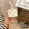 Bicchieri INS tazza da bere di alto valore tazza di paglia tazza di vetro leggera di lusso tazza di caffè portatile per studentesse di nicchia