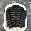 22SS MENS 다운 재킷 디자이너 의류 다운 재킷 25 스타일 AAAA 품질 프랑스 조조 브랜드 코트 NFC 크기 A Wholes Wholes 2 조각 10% Dicount C