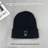 Gorro feminino Love Ami de lã, tendência, tudo com um chapéu de malha vermelha, chapéu frio, chapéu de coque