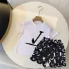 ملابس مصممة ملابس الأطفال T Shirt Kids Set Set Kid Sets Toddler Counte 2-11 Ages Girl Boy T Shirt شورت الصيف الفاخر مع رسائل علامات كلاسيكية