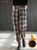 Women's Jeans Winter Velvet Lined Warm Black Plaid Harem Anklelength Pant Women Classic Thicken High Waist Pantalone Casual Snow Wear Spodnie 231208