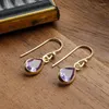 Boucles d'oreilles pendantes Huitan poire violet Zircon cubique pour femmes Simple élégant charmant mariage usage quotidien tempérament dame bijoux