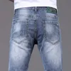 Jeans pour hommes jeans de créateur Jeans pour hommes haut de gamme, nouveaux produits printemps et été, petits pieds élastiques ajustés, version coréenne, vêtements d'étudiant garçon à la mode, denim Xintang ZSVT