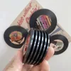 Duvar Etiketleri 6 PCS Minyatür Vinil Kayıt Mıknatıs Seti Ev Dekoratif Buzdolabı Mıknatısları Retro Müzik Temalı Sabit Locker 3D Manyetik Çıkartmalar 231208