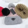 Designer Women Knitted Hat Luxury Ski Pom Pom Hats Autumn Winter Warm Beanie Outdoor Splice Girls Female Beanie Thick Riding Ski Bonnet Caps Girl