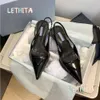 2023 Tasarımcı Sandalet Yüksek Topuk Tek Ayakkabı P Üçgeni P Üçgeni 3.5cm 7.5cm Keden Topuklular Sandal Siyah Beyaz Pembe Mavi Düğün Ayakkabıları Toz Çantası 35-40 No Box334