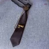 Bow Ties Punk Tie Unisexe Uniforme Uniforme Chaîne de longueur de longueur réglable pré-attachée pour look préépy