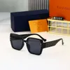 Designer Loius Vuiton Sunglasses New Internet Celebrity with the Same Style of Slimming Square Large Frame Street Photography Plain Sunglasses