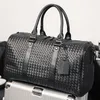 Factory wholesale men handbag hand-coded fashion Knitting bag street fashions Crochet leather fitness bags outdoor sports leisure travel handbags 19010