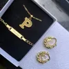 Naszyjniki wiszące duoying Zestaw biżuterii niestandardowej spersonalizowane mini dziewczynki hoop kolczyki imienia bransoletka 18k złot