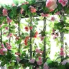 Decoratieve bloemen Kunstmatige Rose Vine Simulatie Ivy Hangende Garland Fake Flower Silk Wedding Decor Wall Plant