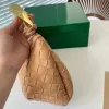 Fashion Intreciato Weave incluso de la axila Bolso de diseñador Mango de metal para mujer Bolsas para hombres Luxurys Bolsas de embrague de la parte superior de la axila de la ciudad de cuero Ciudad de cuero bolsos de hombro