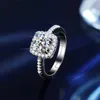 Med sidorstenar Hoyon Real 1 Moissanite Ring Set Box GRA Certificate S925 Sterling Silver D Color Diamond VVS Engagement Wedding Jewelry YQ231209