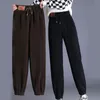 Jeans da donna Donna Peluche Pantaloni sportivi termici Autunno Inverno Pantaloni caldi Allentati Plus Size Casual Pantaloni in cotone pile di agnello 231208