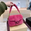 Echt lederen kussen Tabby Designer tassen Dames clutch bags Tote Luxe Fuzzy Wool Schoudertassen Crossbody heren Mode Handtas bont shearling Onderarm pluizige tassen