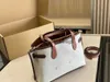 Axelväskor designer studio sammy topphandtag påsar retro stil bokstav tryck lås topp handväskor kalv läder axel väskor