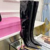 2023 New Paris Texas Boots Trade Show Motif serpent Fermeture à glissière arrière BOUT pointu Talon haut Talon fin Longueur au genou Grandes bottes Bottes pour femmes