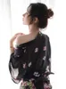 セクシーな日本の着物下着シフォンプリントスーツディープVロールプレイングバスローブパッションセットブラックピンクブルードレス