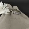 Luksusowy projektant obrączki American Fashion Mandry biżuteria x Diamond Inkrustowane skrzyżowanie Sterling 925 Silver for Women Pierścienie prezentowe