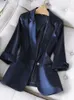 Abiti da donna Blazer di alta qualità in raso da ufficio Lady Blazer allentato Giacca da donna Autunno maniche a tre quarti Solido Blazer casual Cappotto da donna 231208