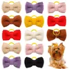 Abbigliamento per cani 10/20/30 pz Peli di animali domestici Bowknot Toelettatura Cuccioli fatti a mano Archi Elastici Arco per forniture per gatti di piccola taglia