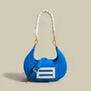 Nuovo arrivo 2023 Borsa da donna Sfilata di moda Maglia mezza luna Design Borsa a tracolla Borse a tracolla Cintura rimovibile Pianura Capucines Bb Borse Borsa in vera pelle