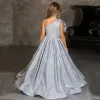 Luxury Long Flower Girl Dresses One Shoulder Sequin Sleeveless with Bow A line Floor Length Custom Made for Wedding Party