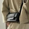 Einkaufstaschen Umhängetaschen Stuff Sacks Messenger Bag Neutrales weiches Leder gewebtes kleines quadratisches Männer- und Frauenbohnen -Cur237j