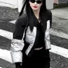 女性のトレンチコート2023ファッション女性冬の暖かい濃い黒灰色のコントラストショートパーカスコットンパッド入り女性ジャケットストリートウェア