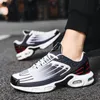 Scarpe eleganti Uomo Sneakers Ammortizzazione Tenis Luxury Trainer Basket Casual Corsa Camminata Outdoor Coppia Comodo Antiscivolo 231208