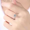 Com pedras laterais 3CT anéis de noivado de moissanite para mulheres banhado a ouro 18K prata esterlina VVS1 diamante anéis de promessa de casamento presente de aniversário YQ231209