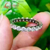 С боковыми камнями 0,1 карата 3 мм круглый D vvs муассанит полное кольцо Eternity Band из стерлингового серебра 925 пробы Ювелирные изделия для мужчин и женщин Подарок на помолвку для вечеринок и свиданий YQ231209