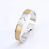 bracciale da donna gioielli firmati braccialetti clic marchio di lusso oro argento gioielli in acciaio inossidabile regalo per feste unisex braccialetto con ciondolo bianco nero placcato oro 18 carati