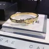 Designer-Armband aus 18 Karat Gold, Titanstahl, luxuriöses Mädchen-Liebes-Diamant-Kreis-Armband, klassischer Markenschmuck