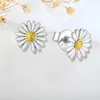 Modeschmuck, luxuriöse Vintage-Stern-Sonnenblumen-Ohrringe im Retro-Gerichtsstil, besetzt mit Zirkon, modische niedliche Ohrstecker für GIF