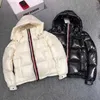 Herenjas donsparka's puffer jassen Monc jas buiten warm houden zwarte bovenkleding koude bescherming badge decoratie glanzende matte Monclairs jas