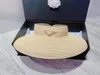 Moda Słomka Sunhat Elastic Band Luksusowy projektant Visor Women Hats Caps Bucket Hat Wysoka jakość szerokiej czapki Brim Summer Q6760036