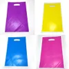 Cadeau cadeau 20pc / lot bébé douche fête filles garçons faveurs couleur unie sacs de butin en plastique décoration d'anniversaire rose bleu vert violet gi174a