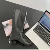 Botas altas de inverno mais quentes para mulheres moda couro envernizado bico fino botas longas femininas elegantes de salto baixo calçados femininos