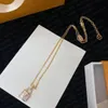 Luxury Pendant Necklace Fashion Love Ms. Qinglvliwu Classic Love Modeling High Quality Party Wedding Present smycken halsband