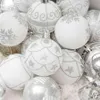 24 pezzi set palla di natale in scatola albero di natale appeso decorazione pendente 6 cm oro bianco palle di ornamento natalizio per la festa in casa 21102236u