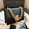 Sacs de soirée Bag Femme Pu Leather Gold Chain Handbag 2022 Brand Classic Stone Pattern Fap pour crossbody Messenger261m