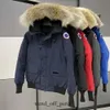 Мужская куртка-пуховик Зимние куртки Дизайнерские пуховые парки Homme Chaquetas Верхняя одежда Пальто Большая меховая парка с капюшоном Мужчины Женщины Пуховик 737 799