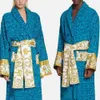 Italie Bath Robe Brand Sweatshirts Mens Womens Cardigans Designer Bathrobe Couleur Couleur de couple luxueux Paintes de couple