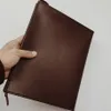 2018 Nouvelle pochette de toilette Travel 26 cm Course de maquillage de protection pour les hommes Sacs cosmétiques en cuir authentique en cuir pour femmes321i