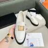 24ss Big logo rehaussant les mocassins Chaussures habillées Appartements top designer catwalk femmes formelle Lok Fu chaussure couleur unie design simple taille 35-41