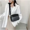 Women Messenger Bags Brand Herren Handtaschen Postanbags Frühling Fashion Show funktionaler und praktischer One-Shoulder-Bag212z